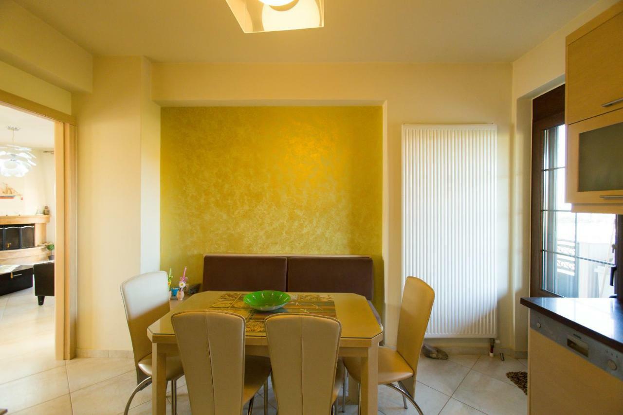 Luxury Maisonette Afro กูเวส ภายนอก รูปภาพ